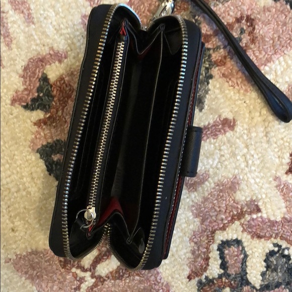 Stella & Dot Madison Tech wallet - Picture 3 of 3